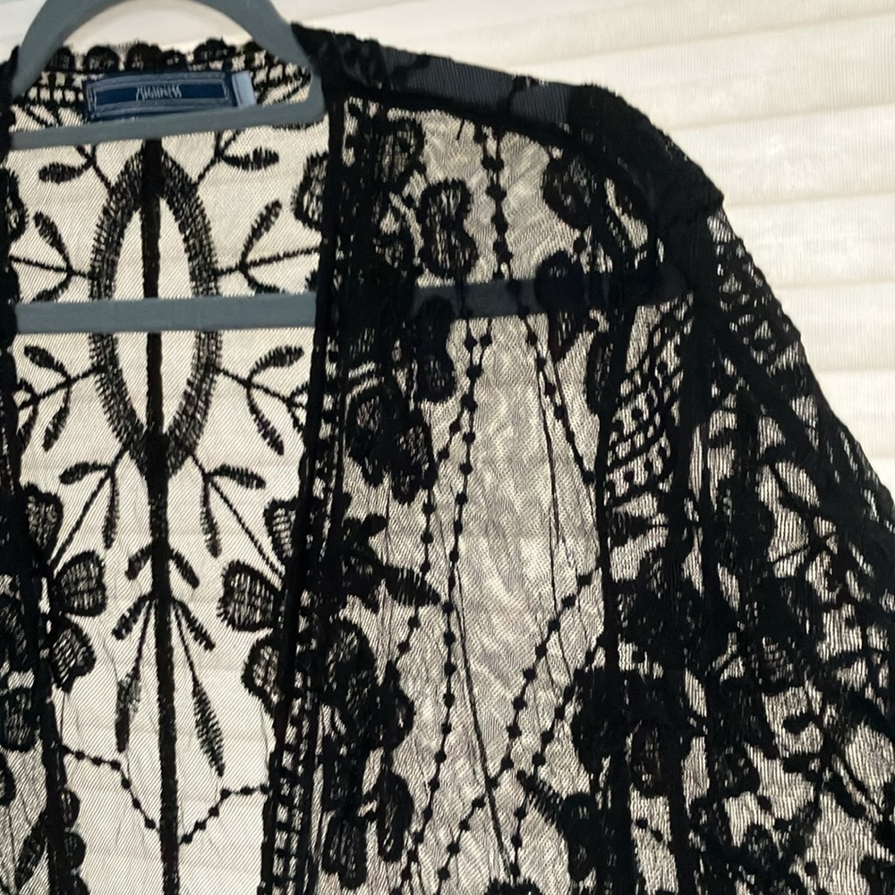 Highness Black Lace Kimono Beach CoverUp Open Cardigan One Size Fits Most - Picture 7 of 8